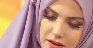 Ece Erken tesettüre girdi - Canlı yayında başörtüsü taktı