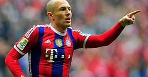 Arjen Robben Fenerbahçe'de! 13 Ağustos KAP Açıklaması Robben resmen Fenerbahçede kaç para alacak?