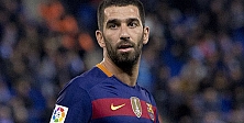Arda Turan'ın 23 Nisan paylaşımına şok eden yorum! Büyük tartışma...
